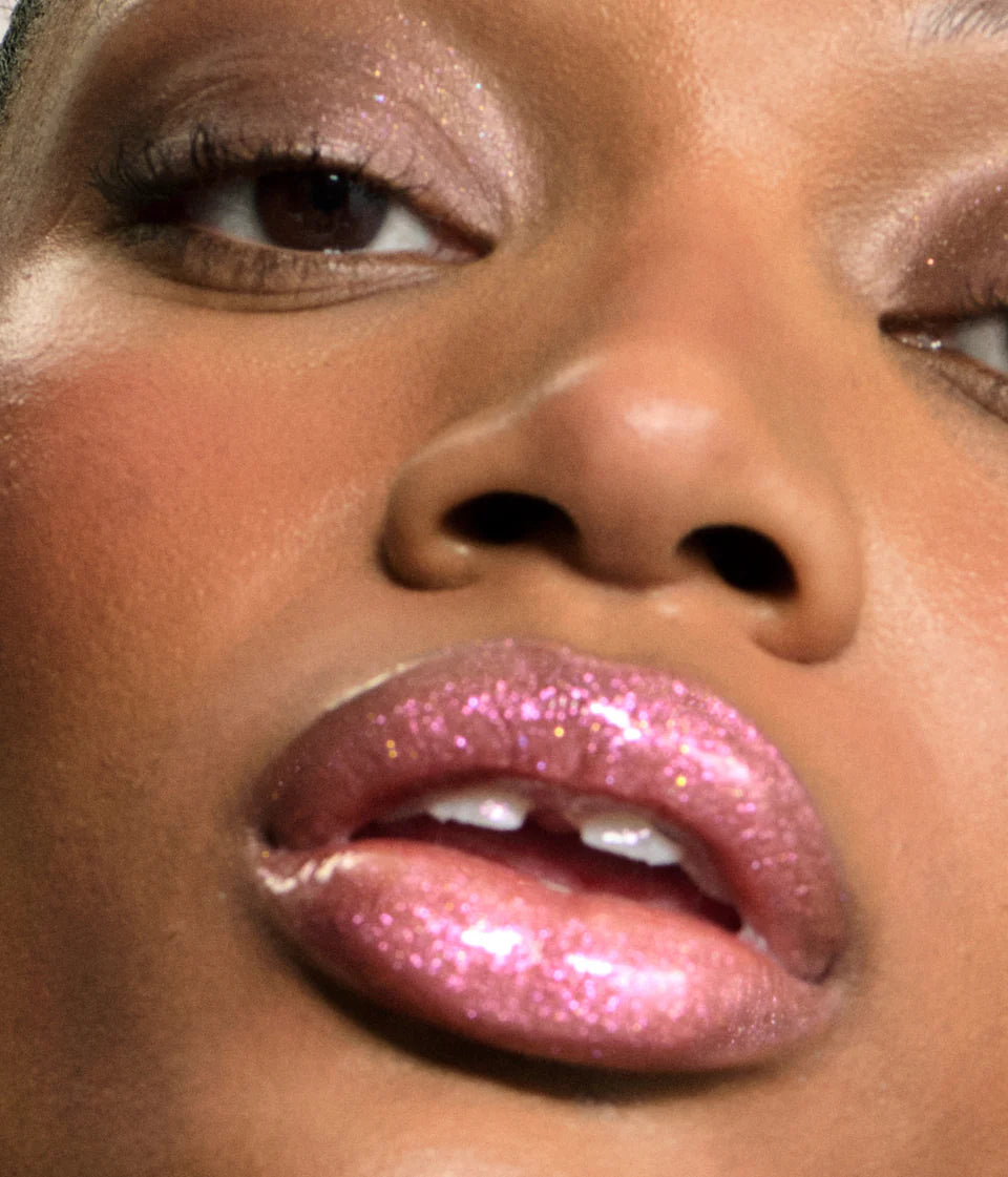 on your collar plumping lip gloss | Brillo labial