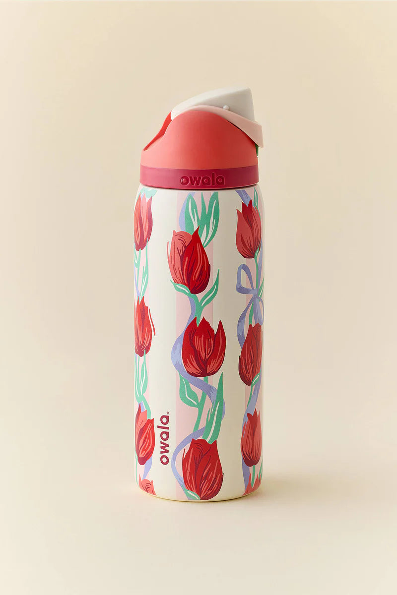 UO Exclusive Tulip Bouquet | FreeSip Water Bottle | Termo 32 oz
