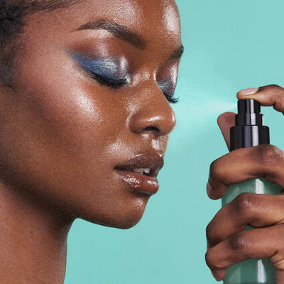 Power Grip Dewy Setting Spray | Fijador de maquillaje