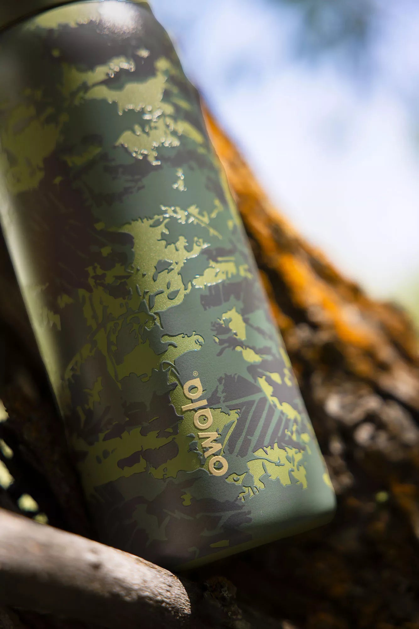 Roughin It | EDICION LIMITADA | Freesip Water Bottle | Termo 32 oz