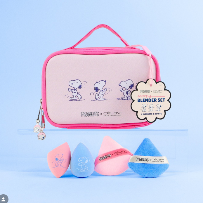 Peanuts Blender Set 4 pc Peanuts | Set de esponjas y borlas + cosmetiquera Snoopy