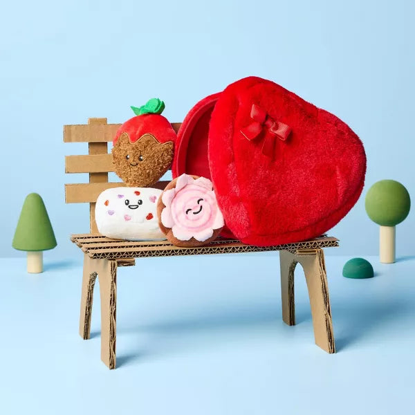 Chocolate Box Plush 4pc | Peluche de caja de chocolates