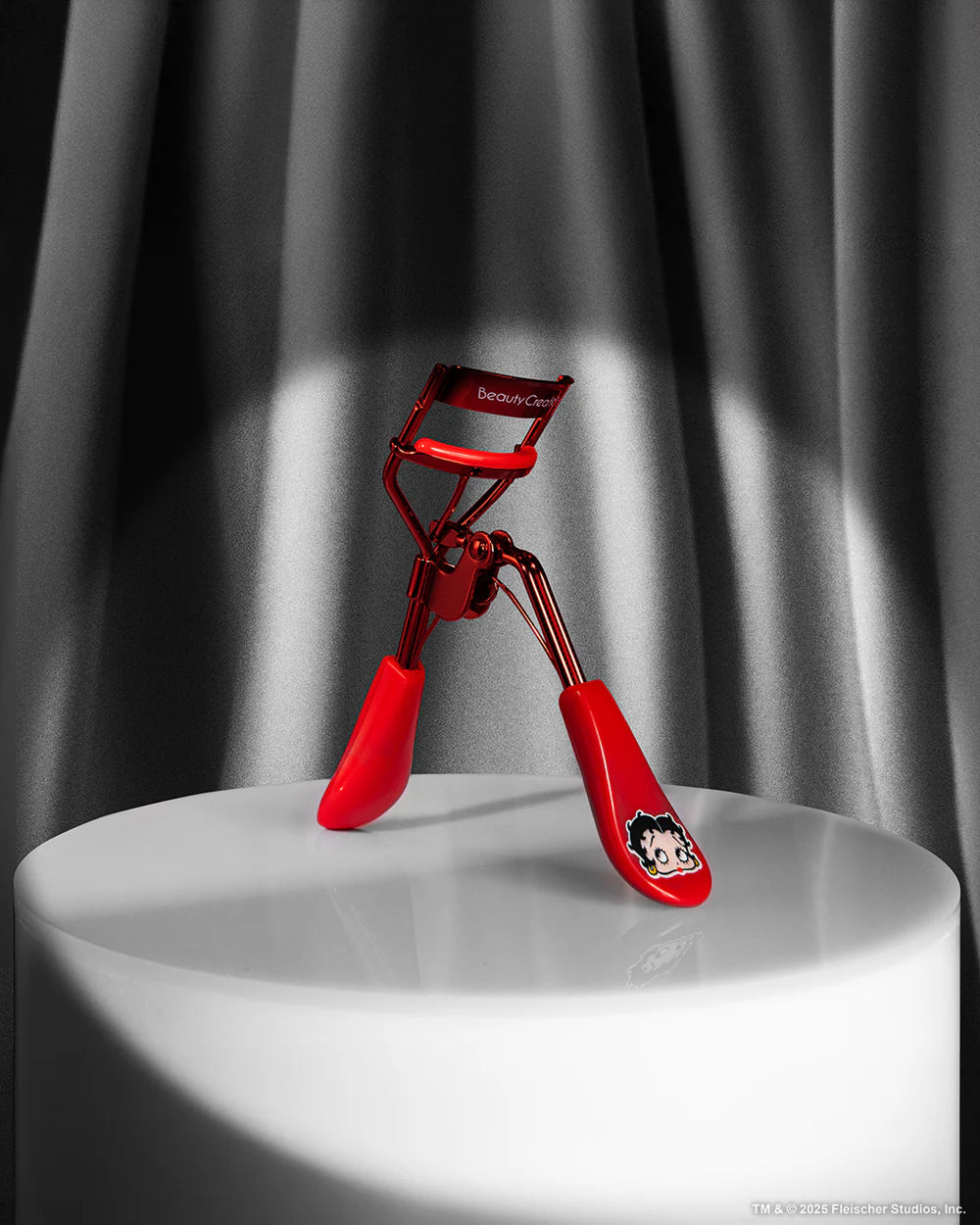 Betty Boop A Wink & A Giggle Lash Curler | Rizador de pestañas