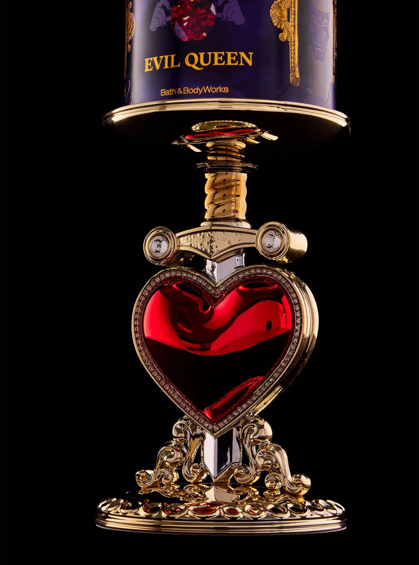 Evil Queen Pierced Heart Pedestal | Porta Velas