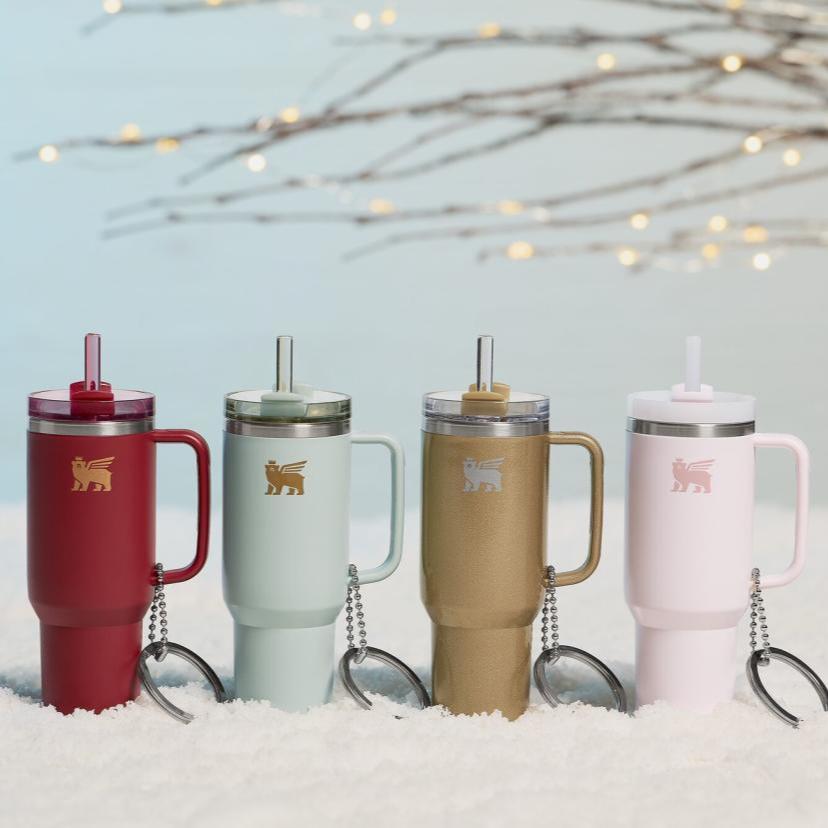 The Quencher H2.0 Tumbler Ornament Keychain | Llavero