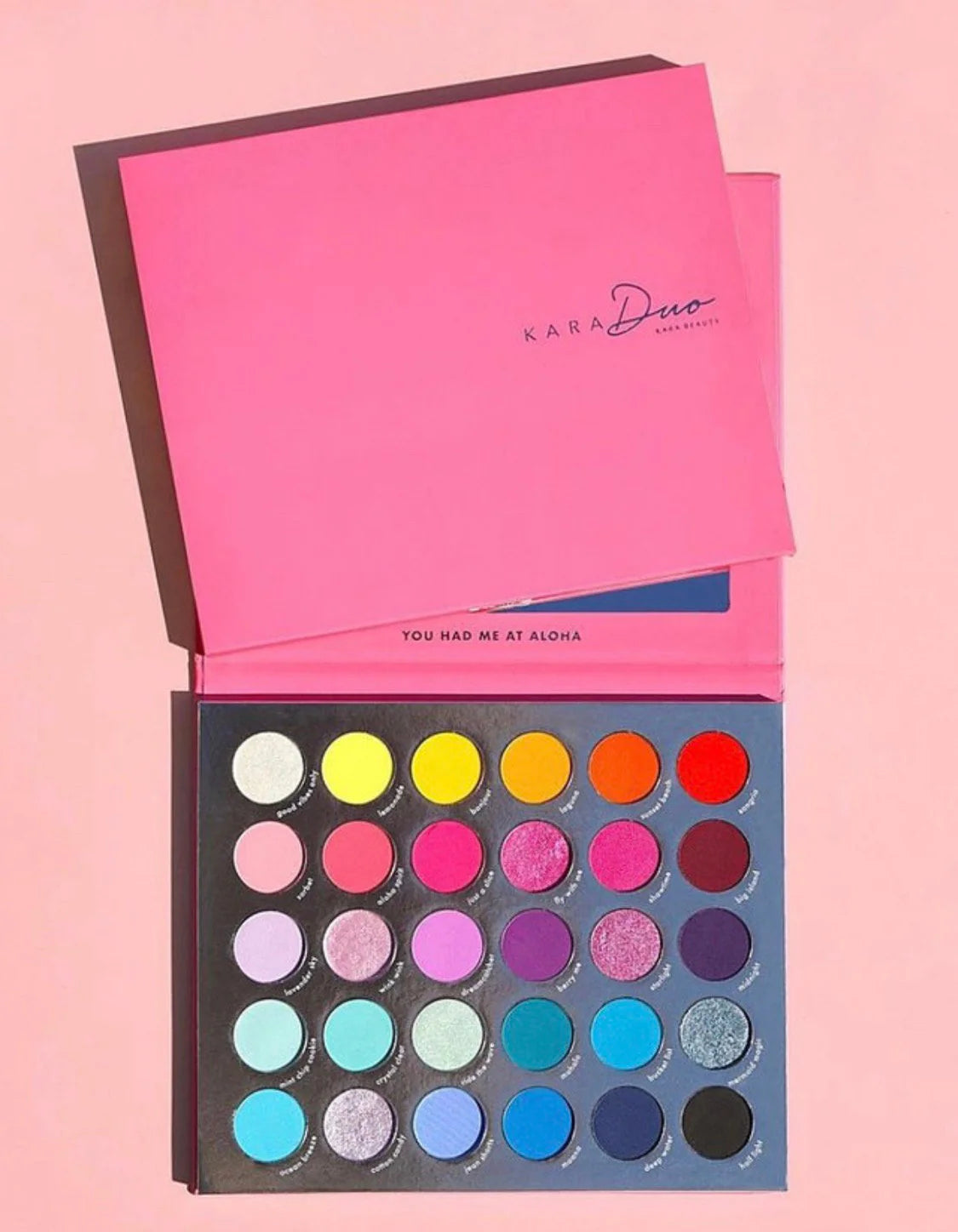 PRO 09 You Had Me At Aloha Eyeshadow Palette | Paleta de sombras
