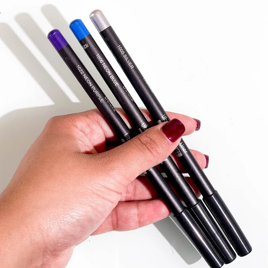 Ultra Fine Eyeliner | Delineador para ojos