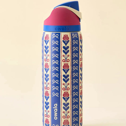 HOLIDAY HYGGE |  Freesip Water Bottle | Termo 32 oz
