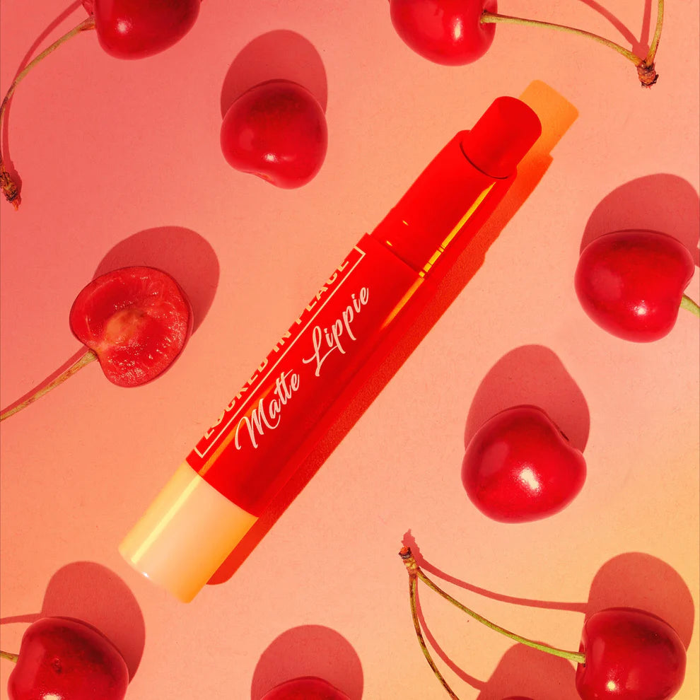 Locked in Place Matte Lippies | Labial en barra