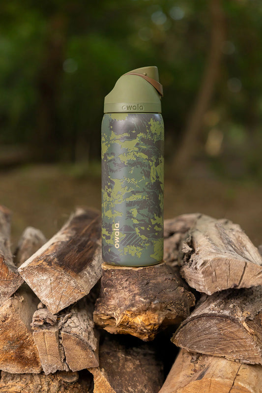 Roughin It | EDICION LIMITADA | Freesip Water Bottle | Termo 32 oz
