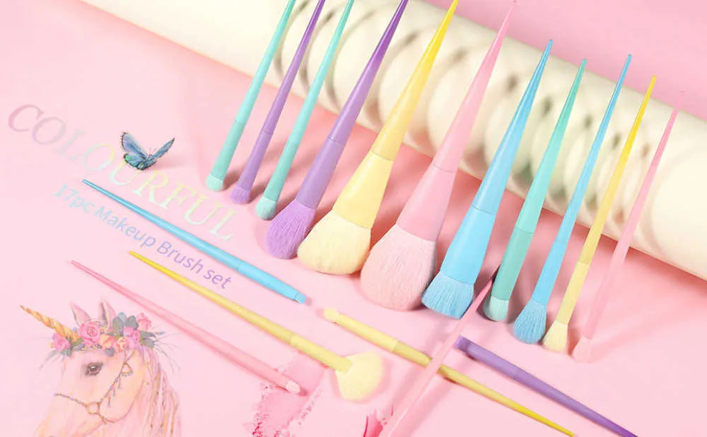 Dreaming Of Unicorns 17PC Brush Set | Set de brochas