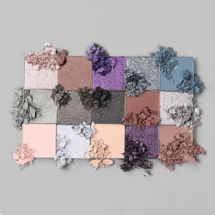 Pretty Little Thoughts Eyeshadow Palette | Paleta de Sombras