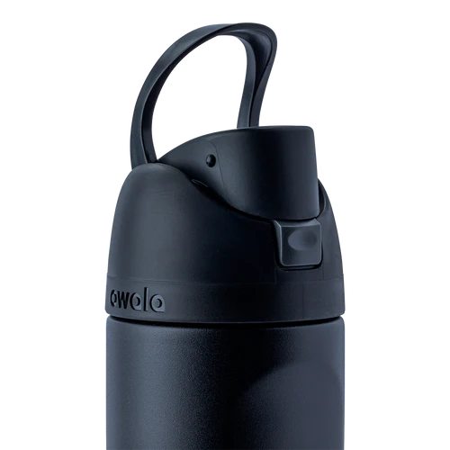 VERY VERY DARK | Owala Kids | 16 oz