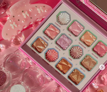 Lumina Vault Eyeshadow Palette | Paleta de sombras