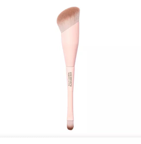 Flawless Stay Matte Foundation Dual Ended Brush  Brocha doble para rostro