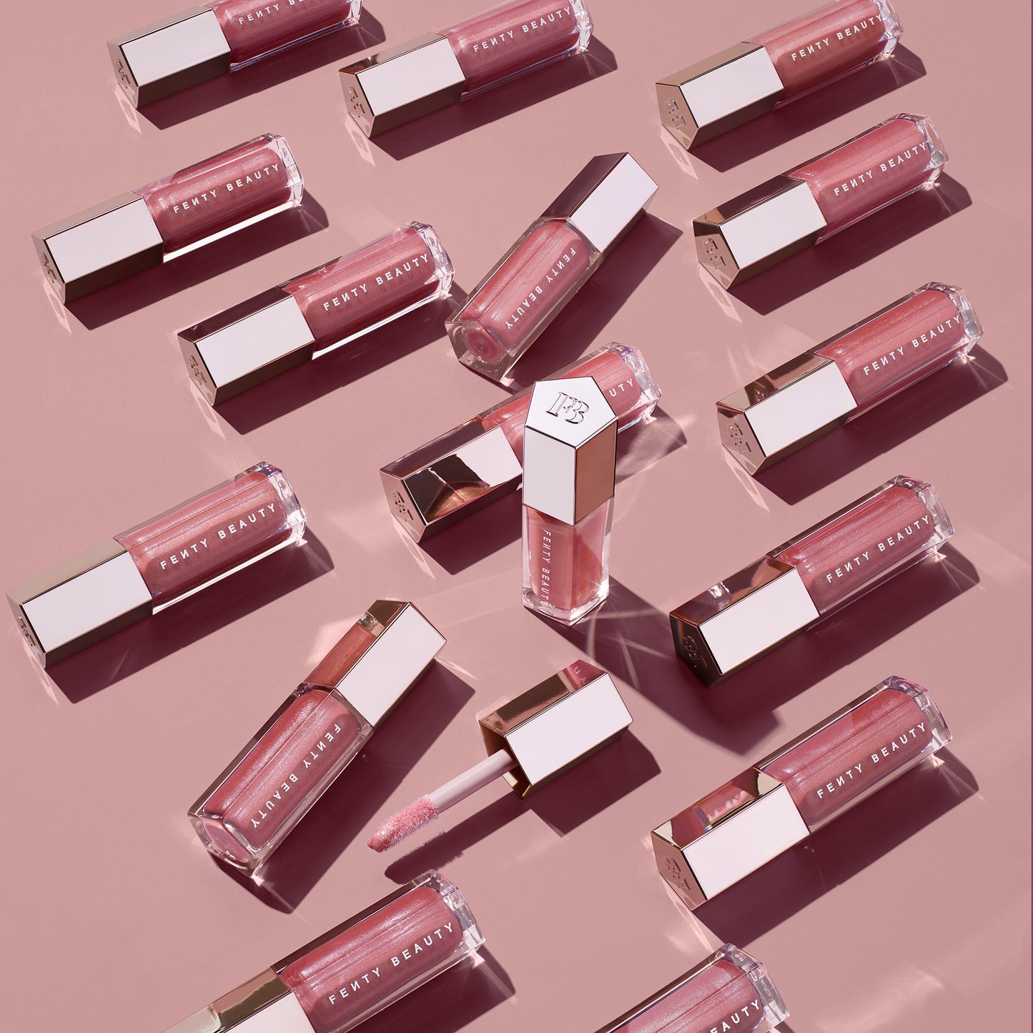 Gloss Bomb Universal Luminizer | Gloss para labios