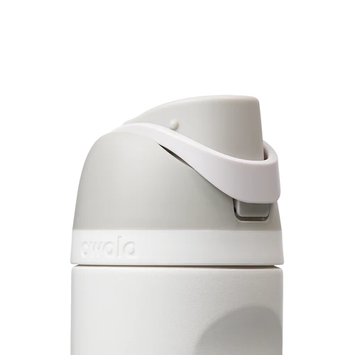 SHY MARSHMALLOW | Owala Kids  |  16 oz