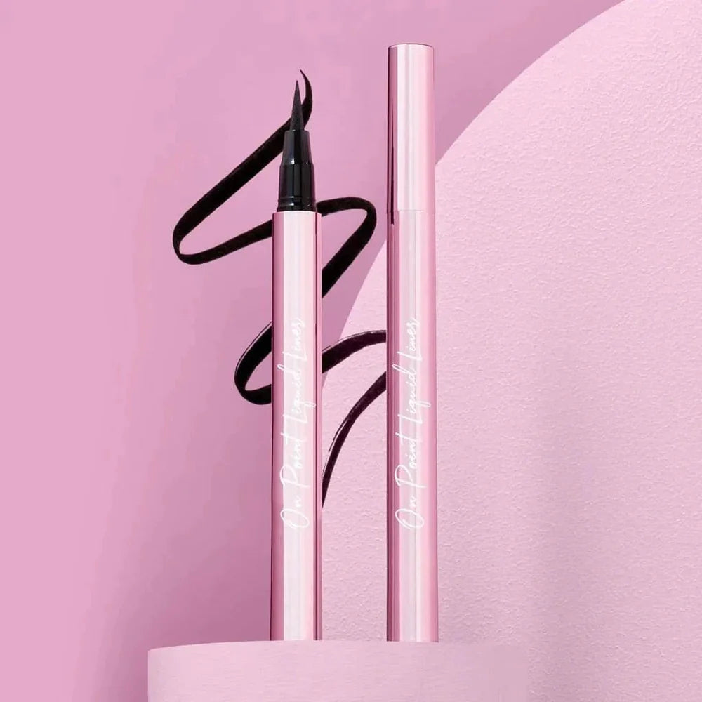 OVERACHIVER liquid liner | Delineador en plumín