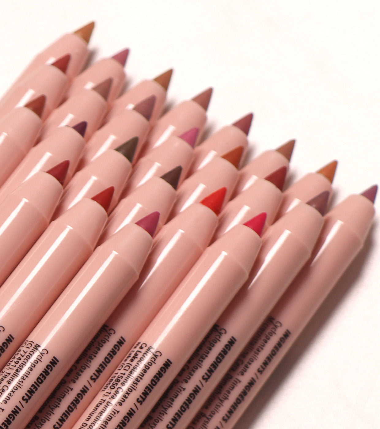 Lip Appeal Waterproof Lipliner | Delineador para labios retráctil a prueba de agua