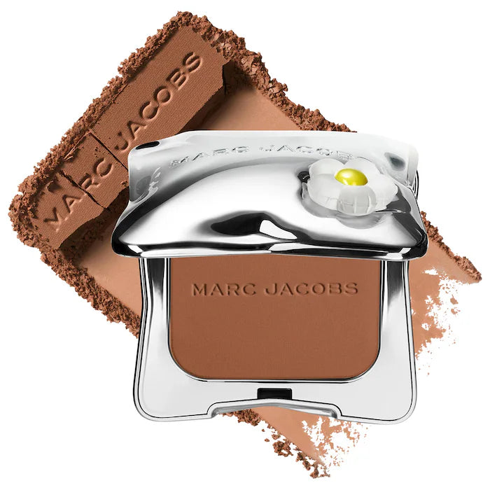 Legally Bronze Talc-Free Blurring Powder Bronzer | Bronceador en polvo