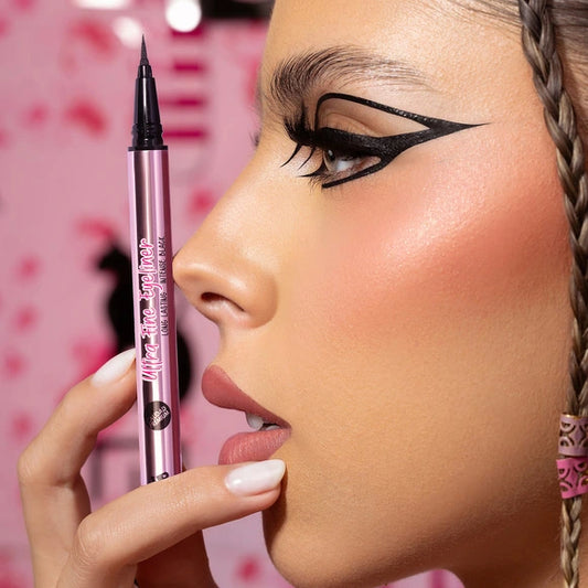Ultra Fine Eyeliner | Plumín delineador